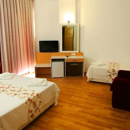 Ugur Hotel Kaş