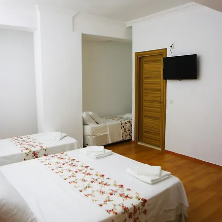 Ugur Hotel Kaş